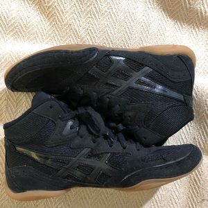 Asics Men’s wrestling shoes